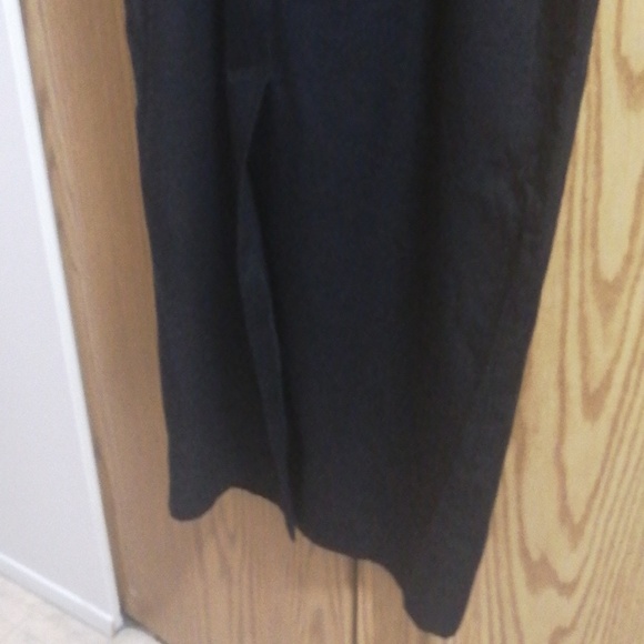 LONG BELOW KNEE BLACK FORMAL DRESS - Picture 5 of 5